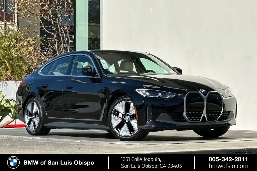 2023 BMW i4 eDrive35's photo