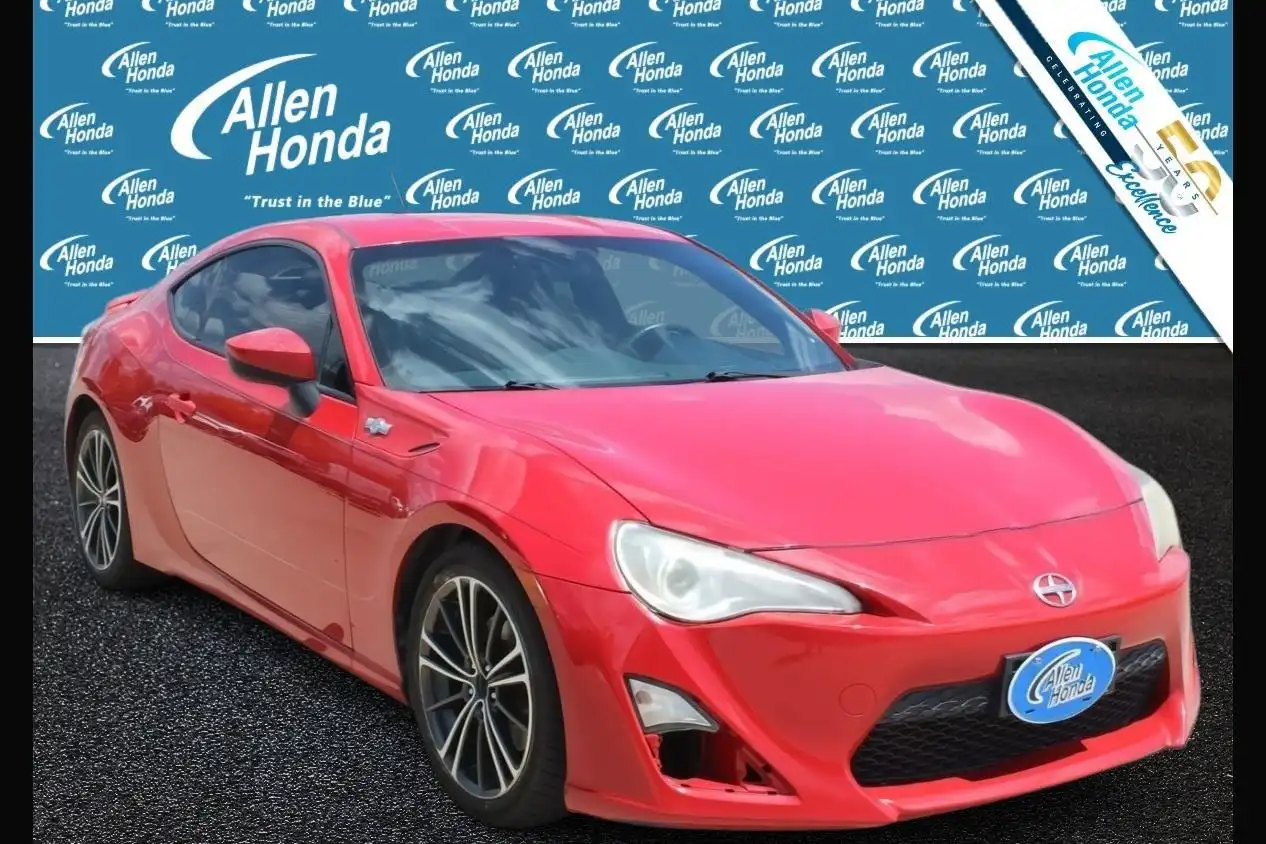 2013 Scion FR-S AT's photo
