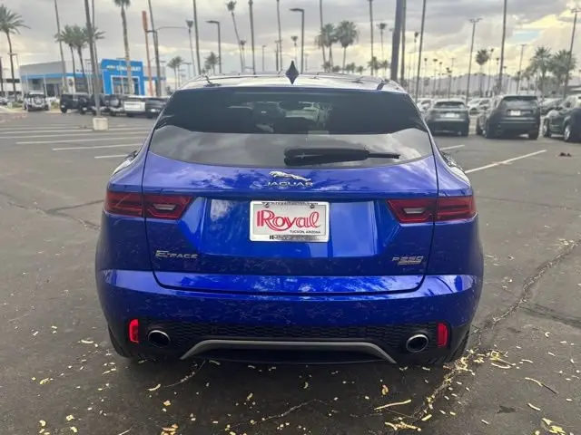 2020 Jaguar E-PACE P250 SE photo 4