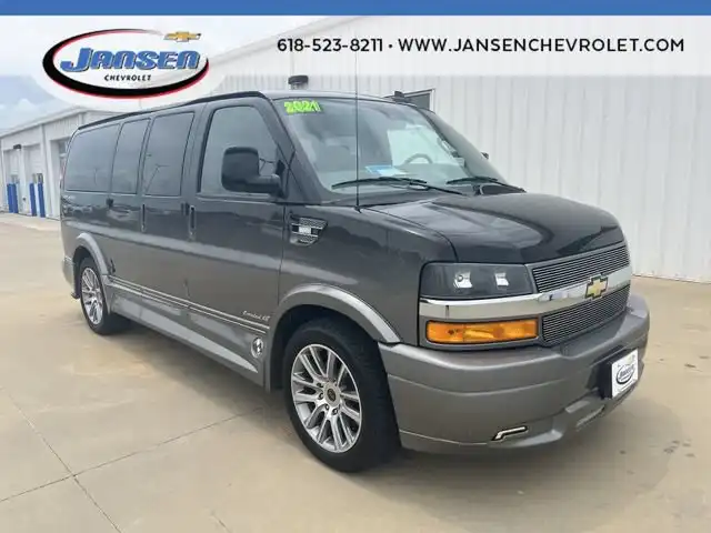 2021 Chevrolet Express 2500 LS's photo