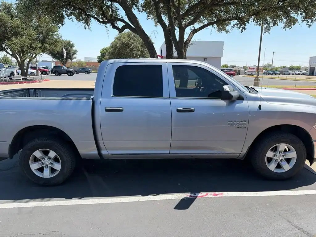 2023 RAM 1500 Classic SLT 4x4 Crew Cab 5'7's photo