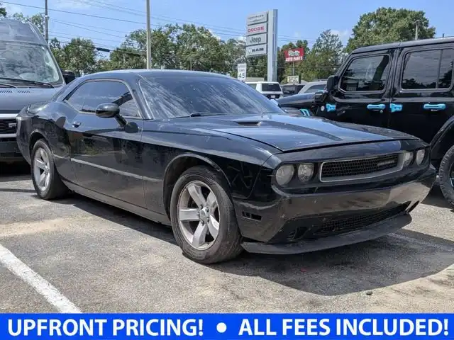 2012 Dodge Challenger SXT's photo