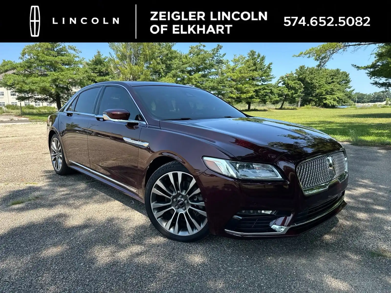 2017 Lincoln Continental Reserve AWD's photo