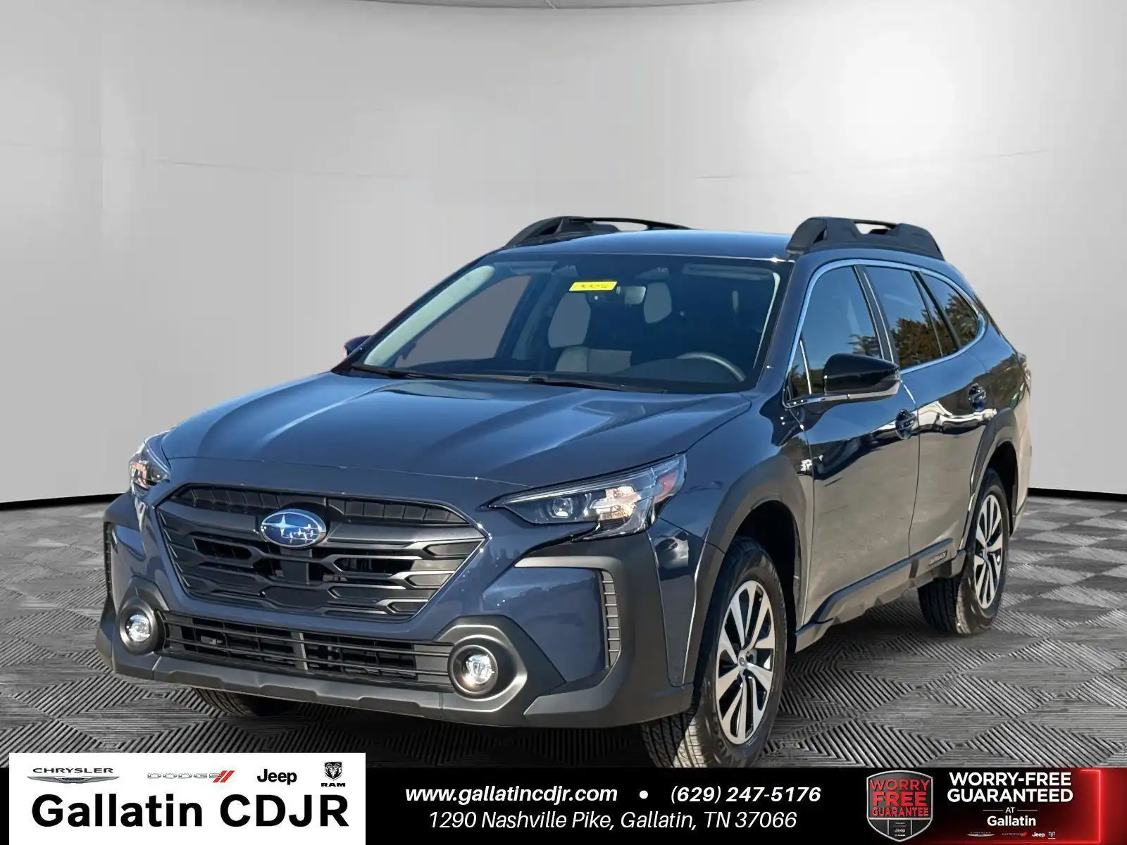 2025 Subaru Outback Premium's photo