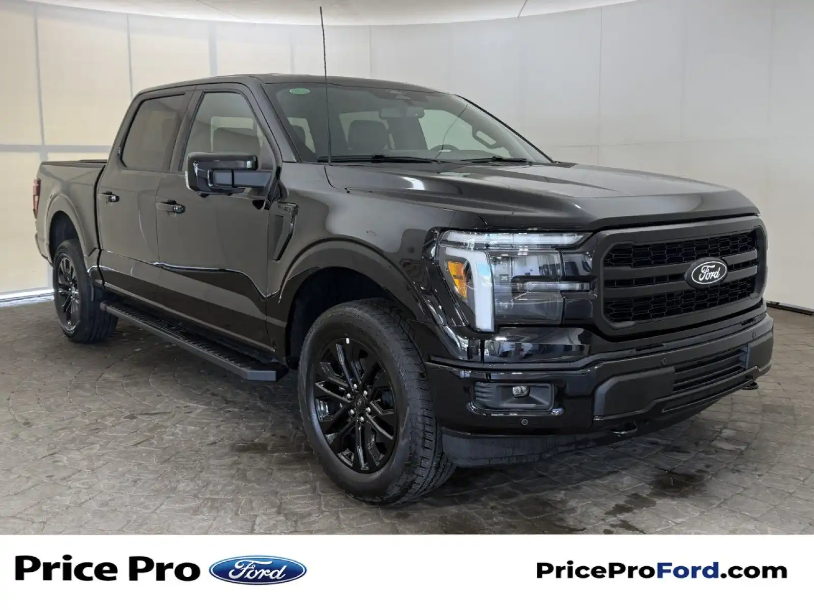 2026 Ford F-150 Lariat 4WD SuperCrew 145 in's photo