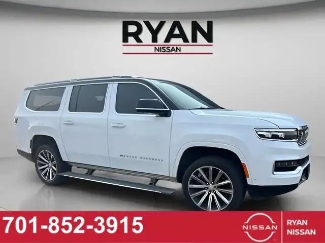 2023 Jeep Grand Wagoneer L Series II 4WD's photo