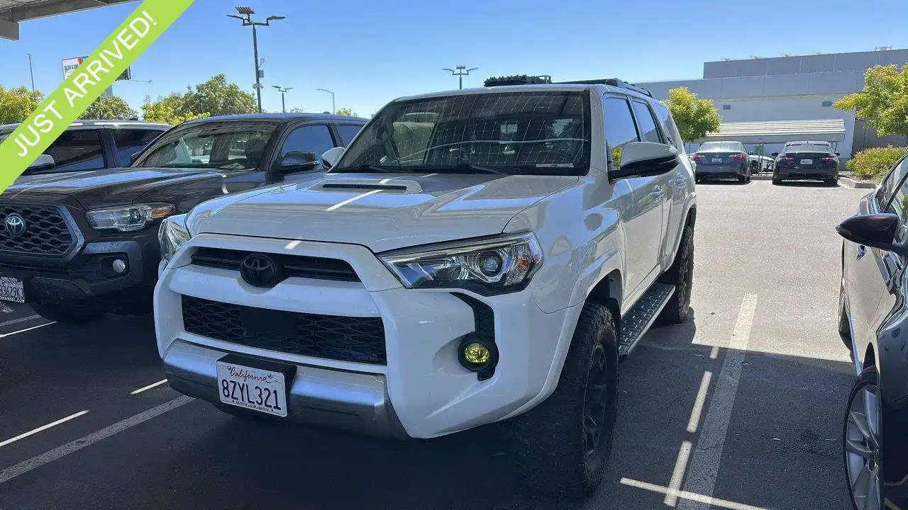 2022 Toyota 4Runner TRD Off-Road Premium 4WD V6's photo