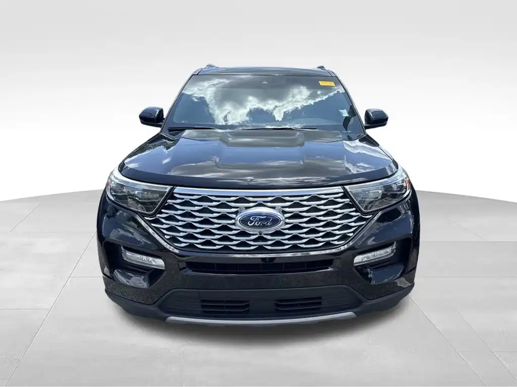2020 Ford Explorer Platinum 4WD's photo
