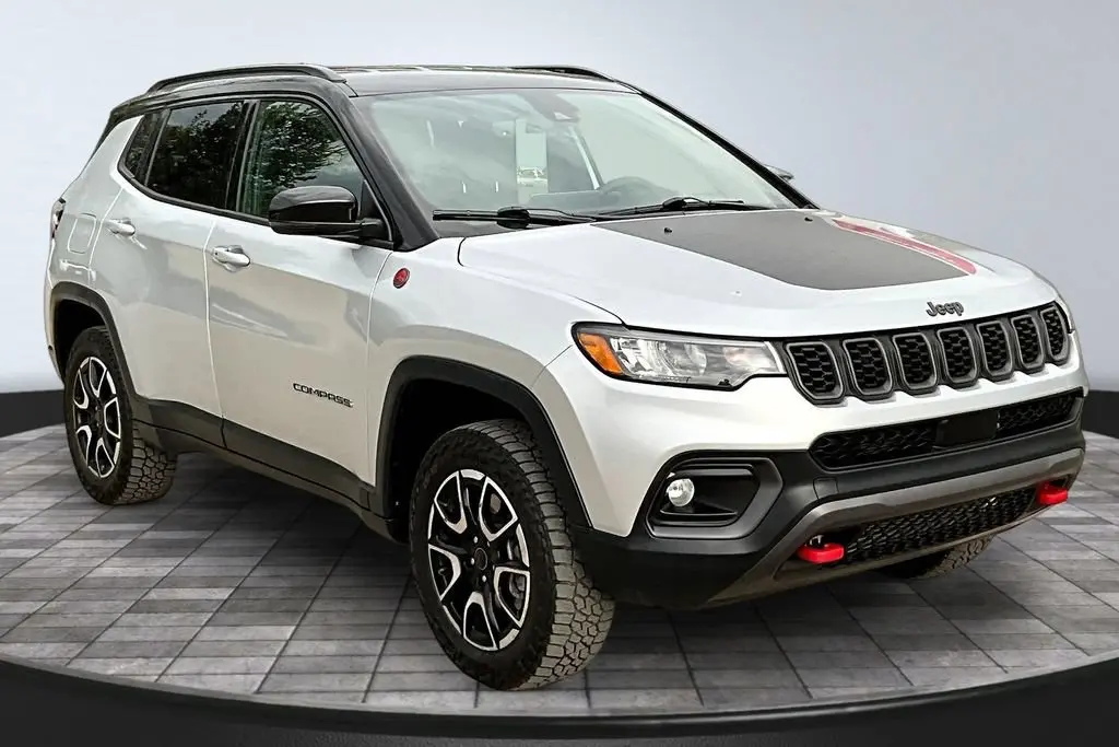 2025 Jeep Compass Trailhawk 4X4 photo 4