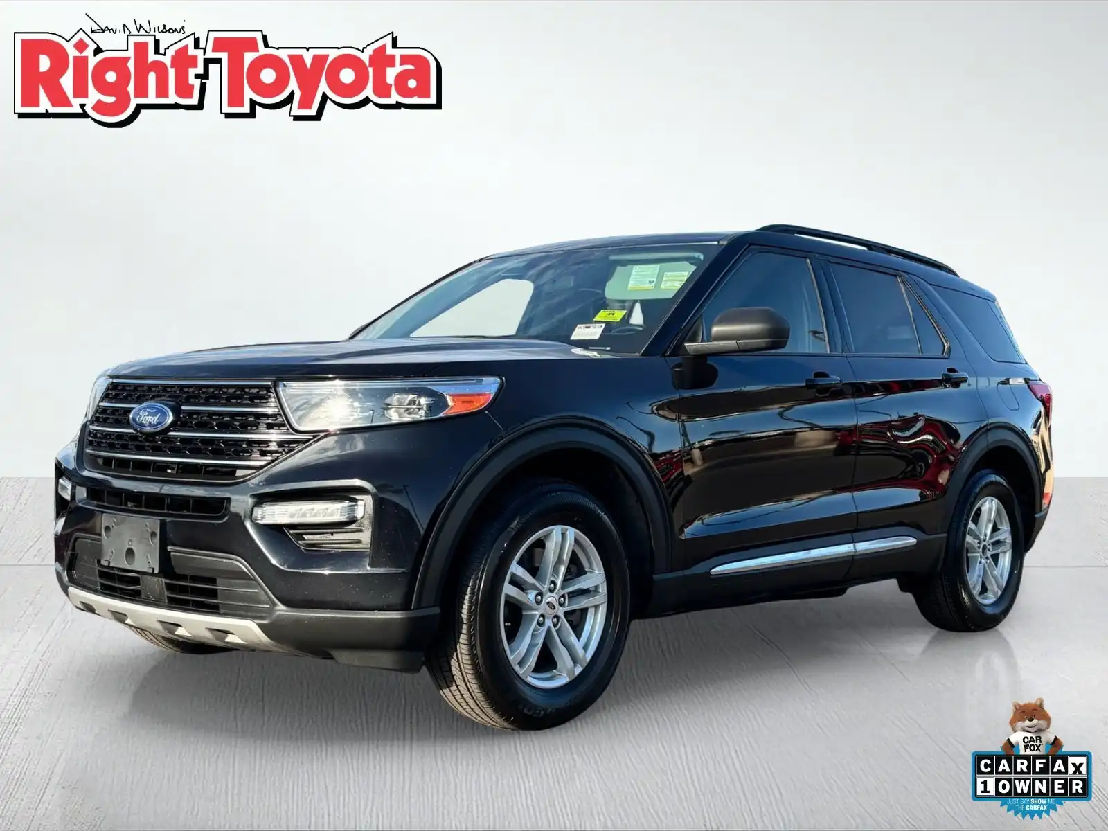 2021 Ford Explorer XLT 4WD's photo