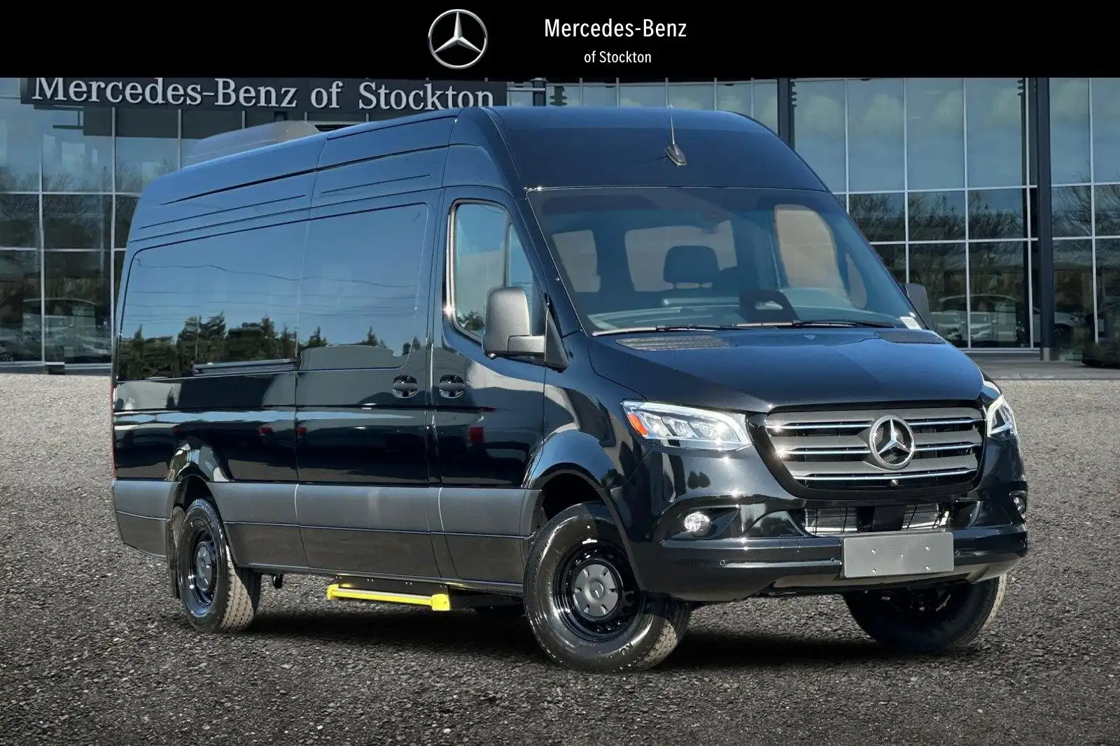 2026 Mercedes-Benz Sprinter 2500 170 WB HO High Roof's photo
