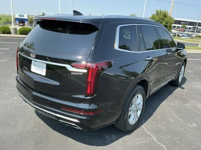 2024 Cadillac XT6 Luxury Auto 4WD photo 3