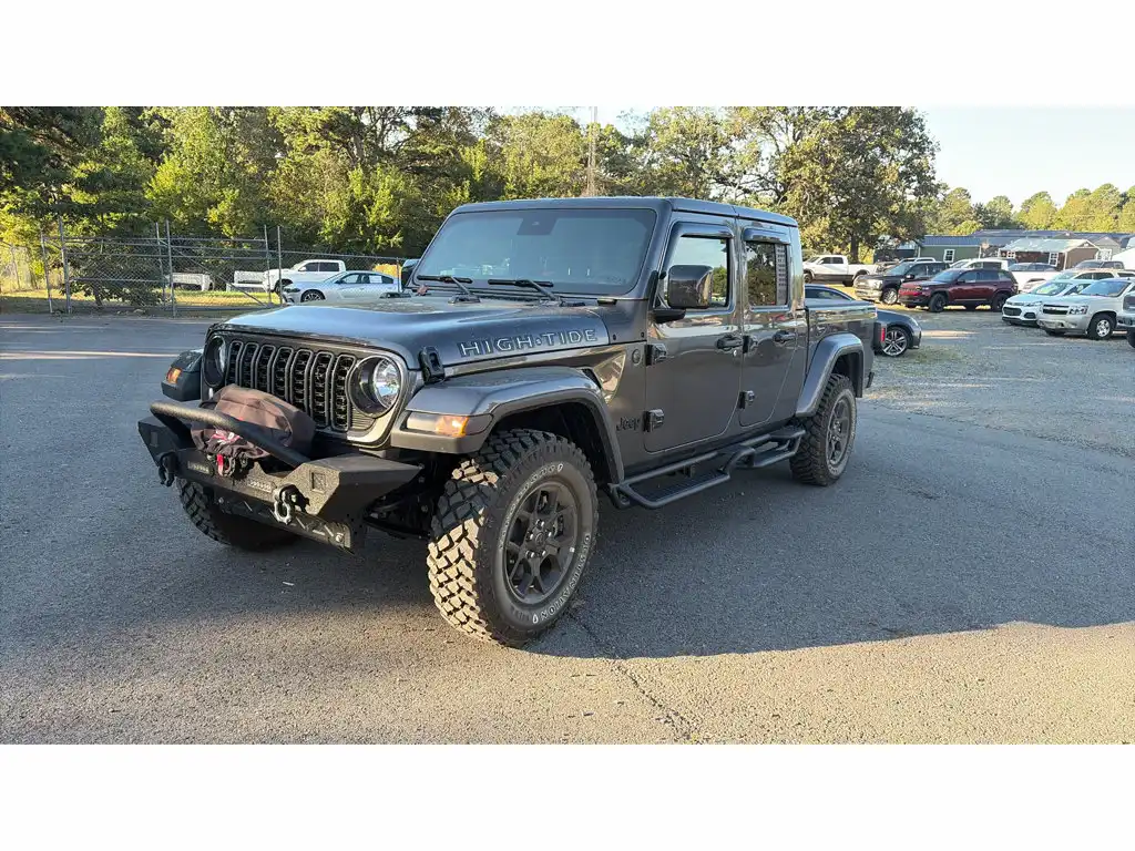 2025 Jeep Gladiator High Tide Auto's photo