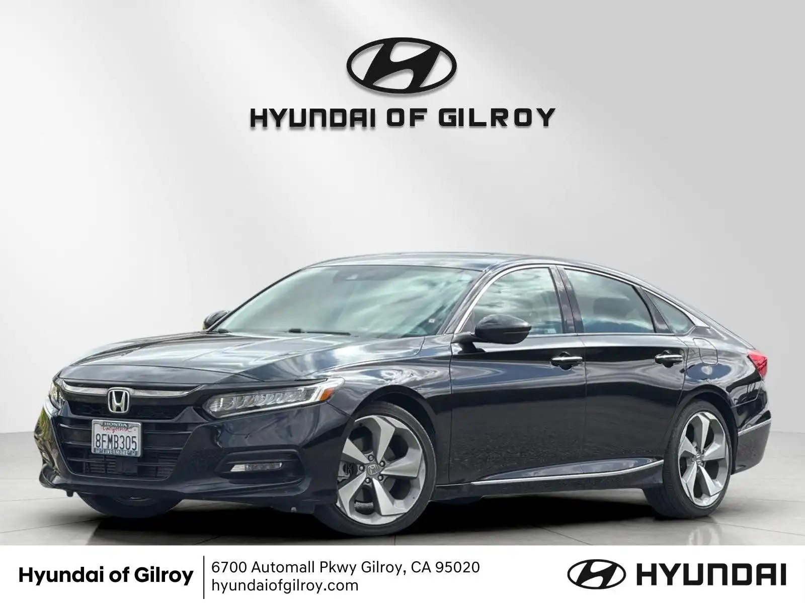 2018 Honda Accord 1.5T Touring Auto's photo