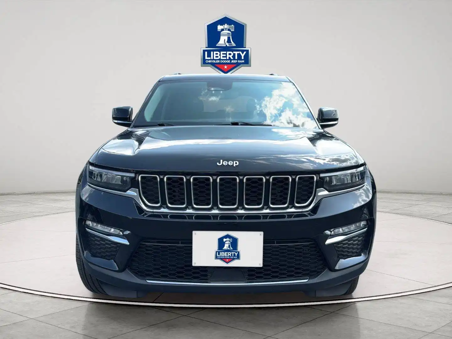 2023 Jeep Grand Cherokee Limited 4x4's photo