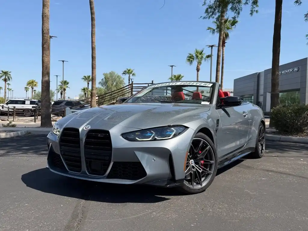 2023 BMW M4 Competition xDrive Convertible's photo