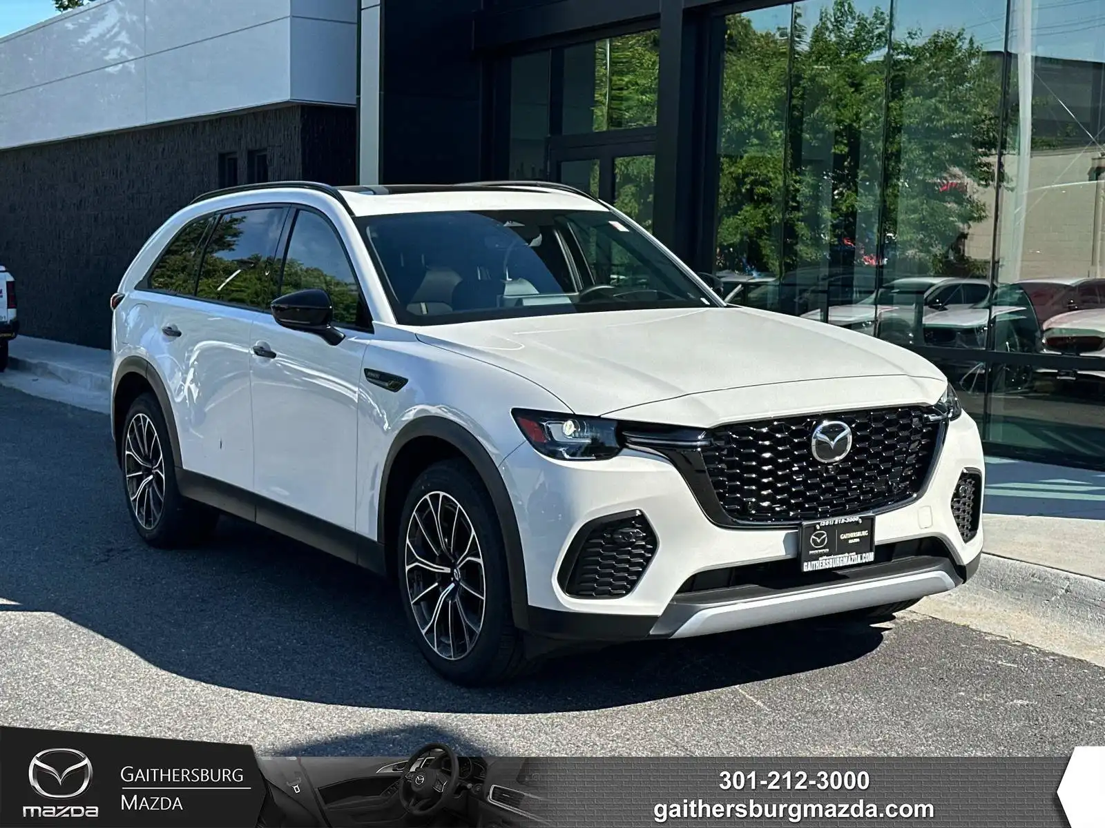 2025 Mazda CX-70 PHEV Premium Plus AWD's photo