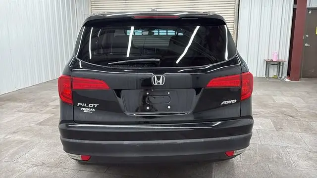 2016 Honda Pilot 4WD EX photo 5