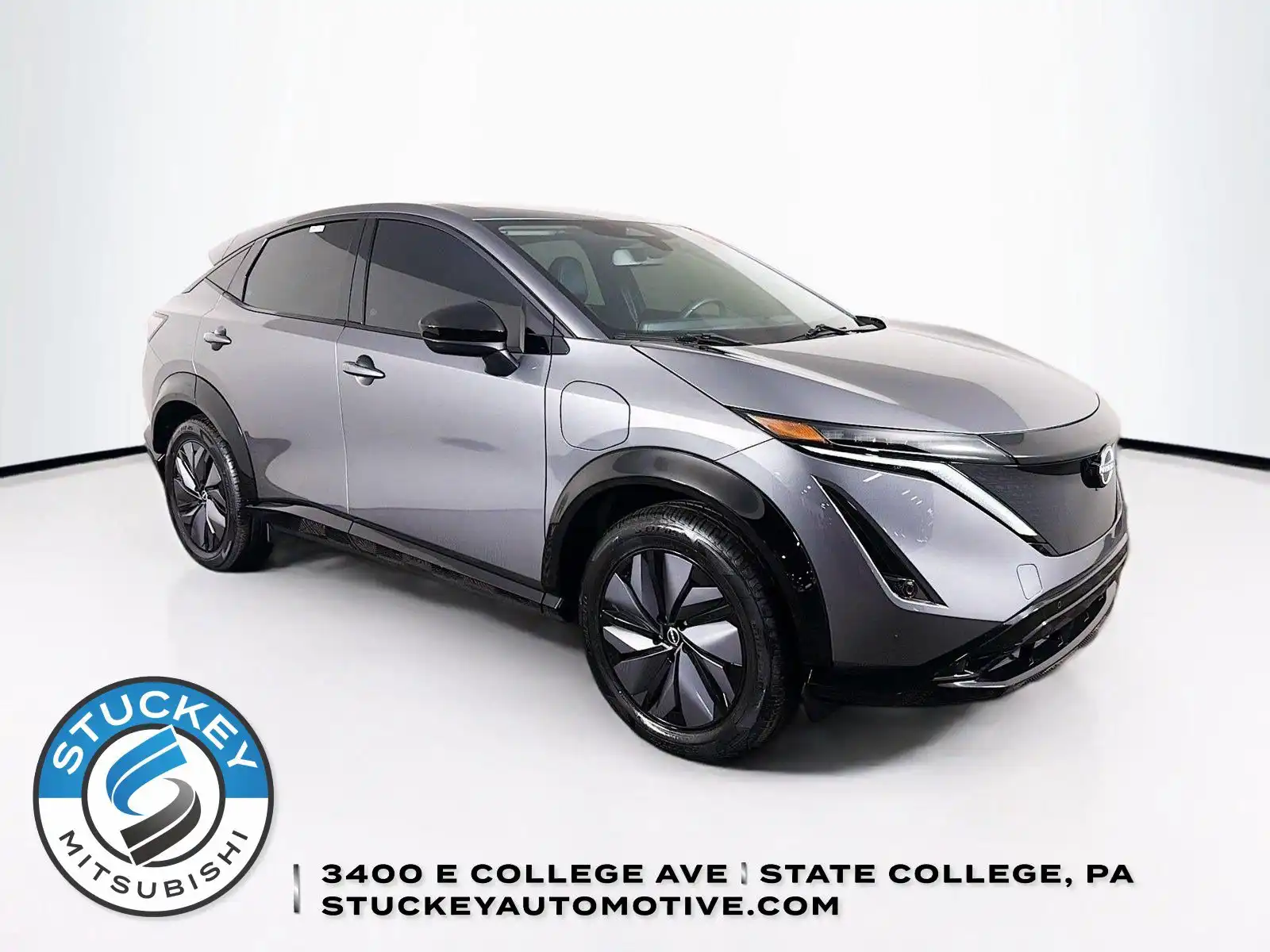 2023 Nissan Ariya Engage AWD's photo