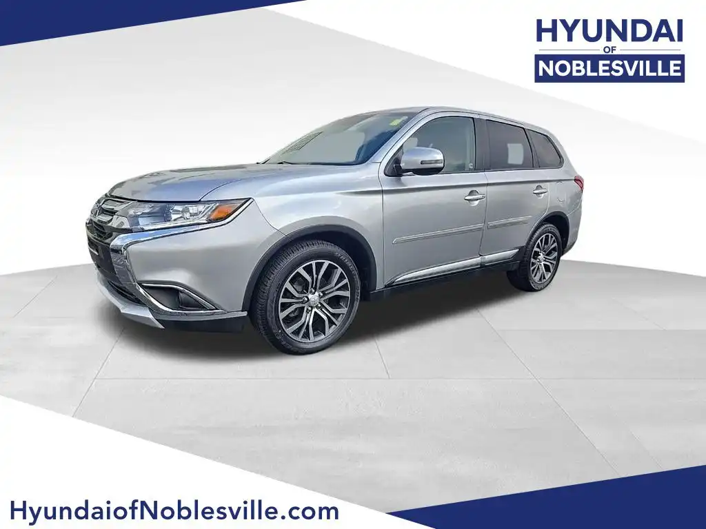 2018 Mitsubishi Outlander SE FWD's photo