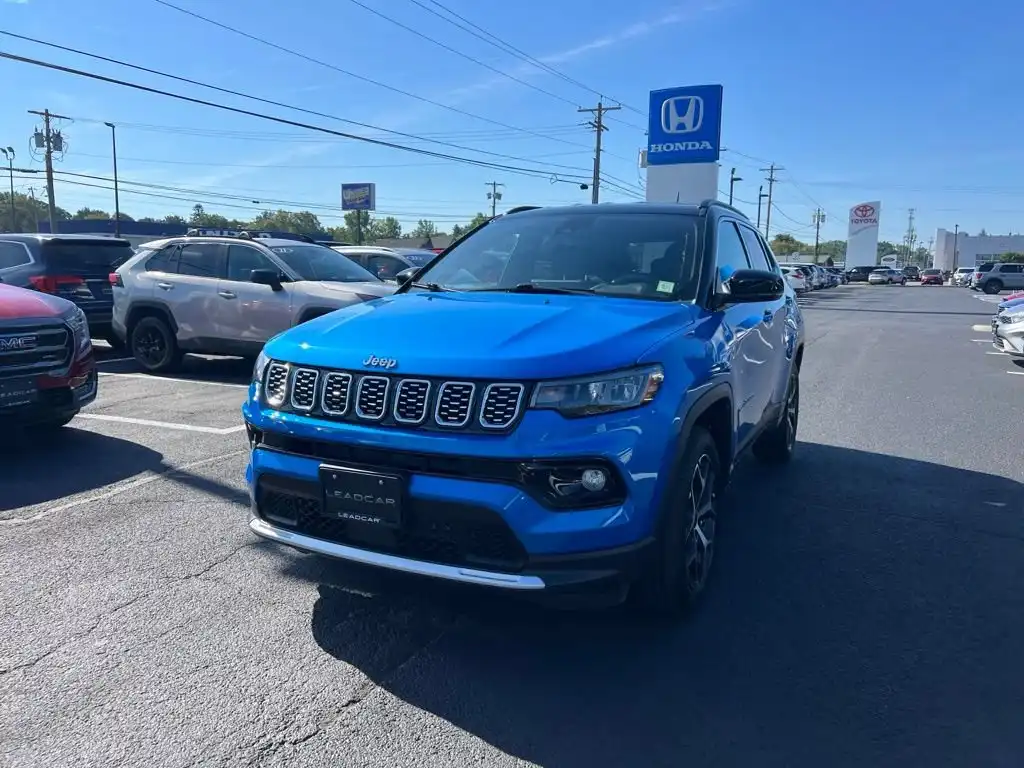 2025 Jeep Compass Limited 4WD's photo