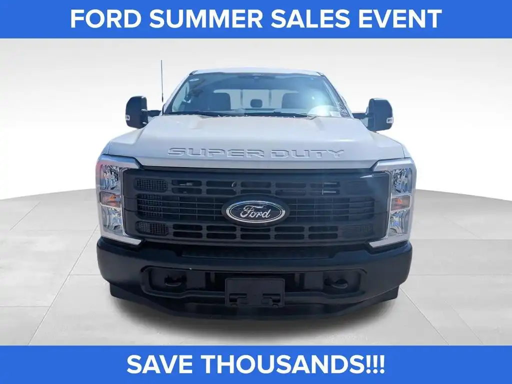 2025 Ford F-250 XL SuperCab 8' Box's photo