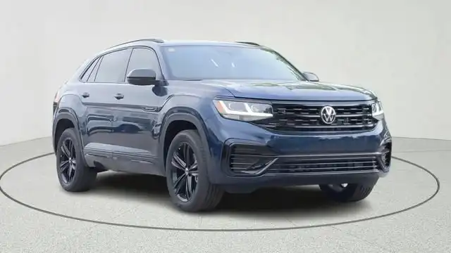 2023 Volkswagen Atlas Cross Sport 2.0T SEL R-Line Black 4MOTION's photo