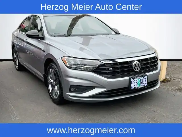 2021 Volkswagen Jetta 1.4T R-Line Auto SULEV's photo