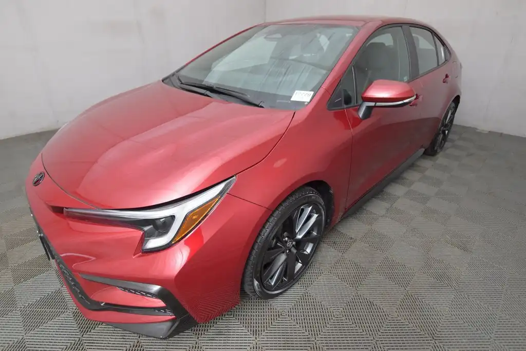 2025 Toyota Corolla SE CVT's photo