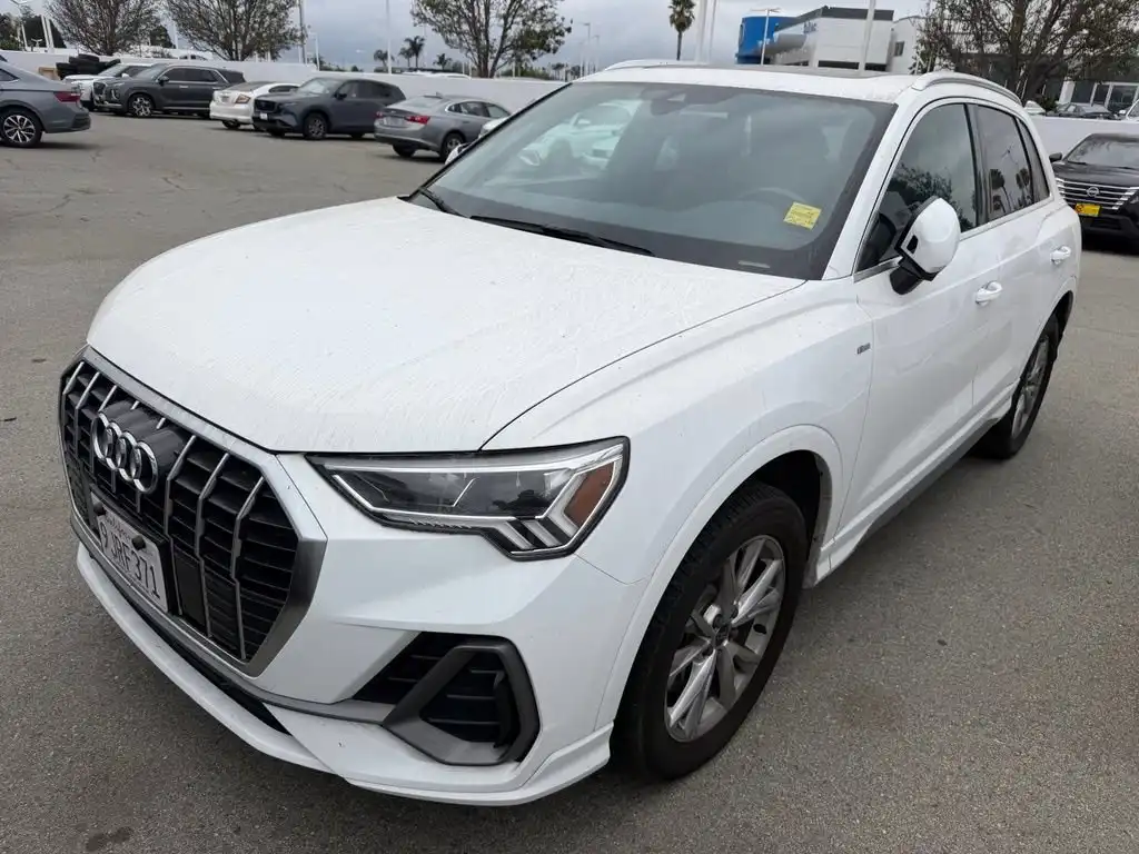 2024 Audi Q3 45 TFSI S Line Premium quattro's photo