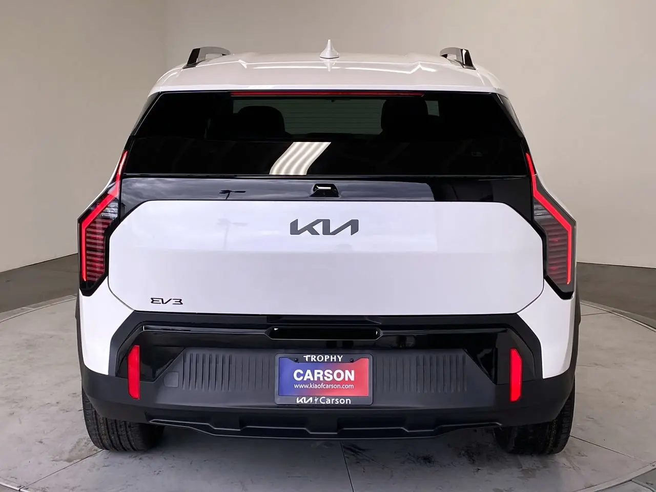 2027 Kia EV3 Wind photo 4
