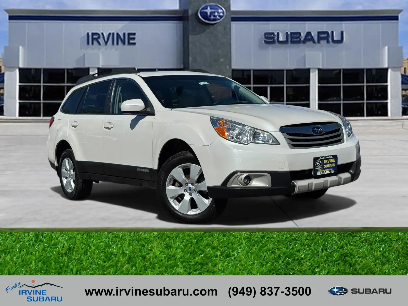 2012 Subaru Outback 2.5i Limited CVT PZEV's photo
