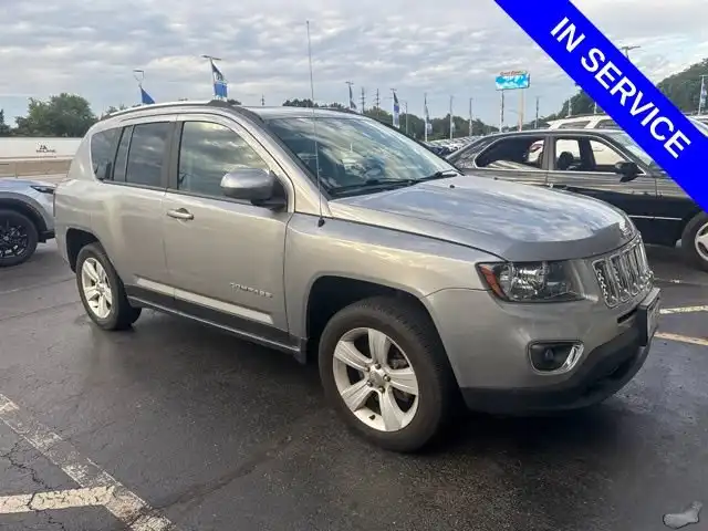 2015 Jeep Compass Latitude High Altitude Edition's photo