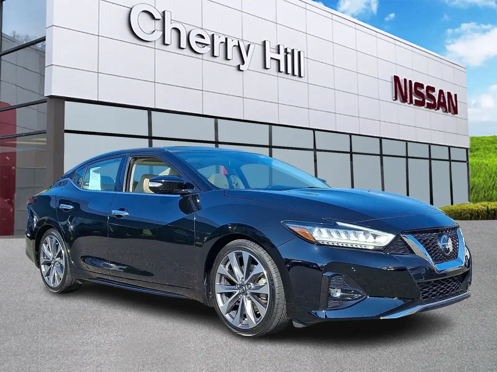 2021 Nissan Maxima Platinum's photo