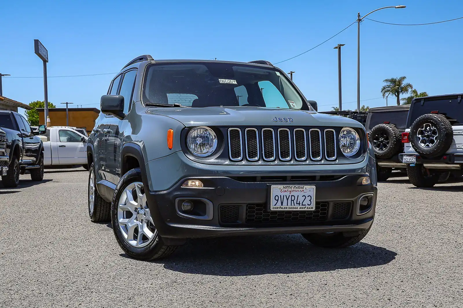 2017 Jeep Renegade Latitude FWD's photo