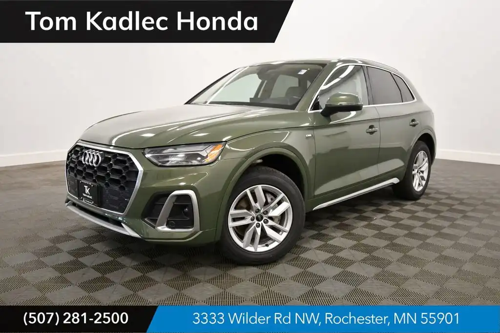 2023 Audi Q5 45 Premium's photo