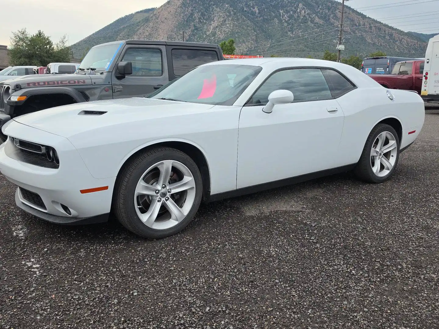 2017 Dodge Challenger R/T's photo