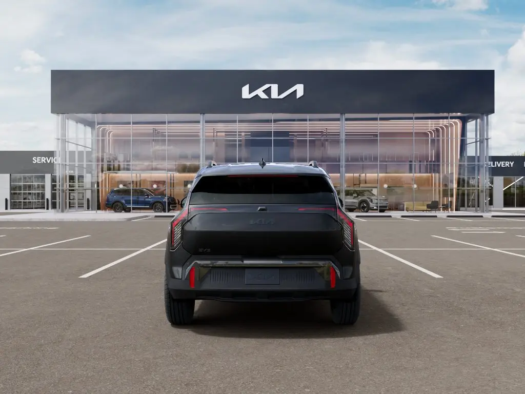 2027 Kia EV3 Land photo 5