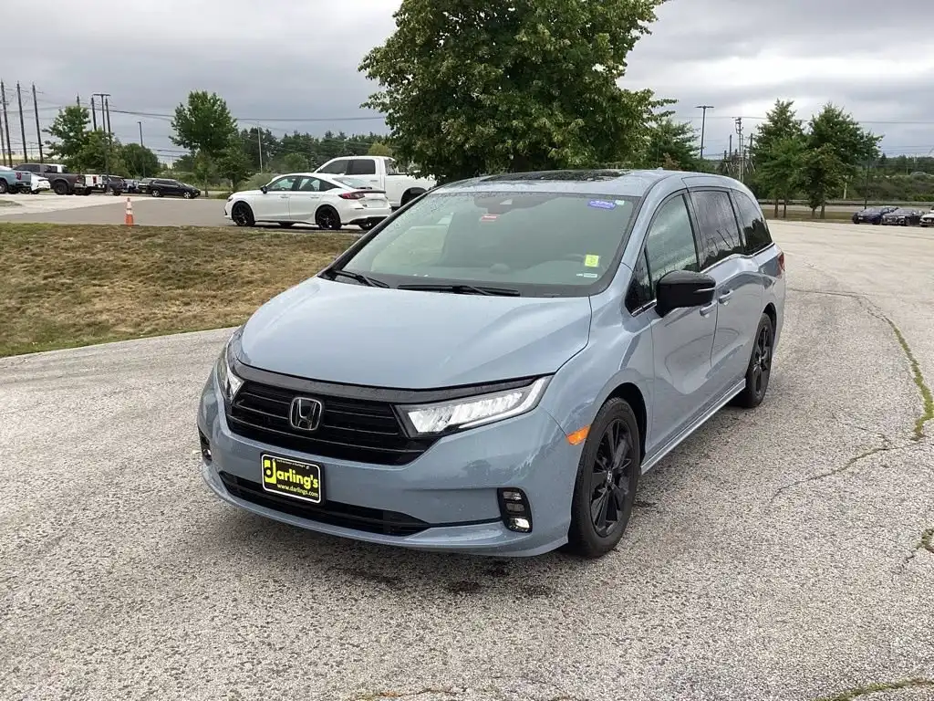 2024 Honda Odyssey SPORT's photo