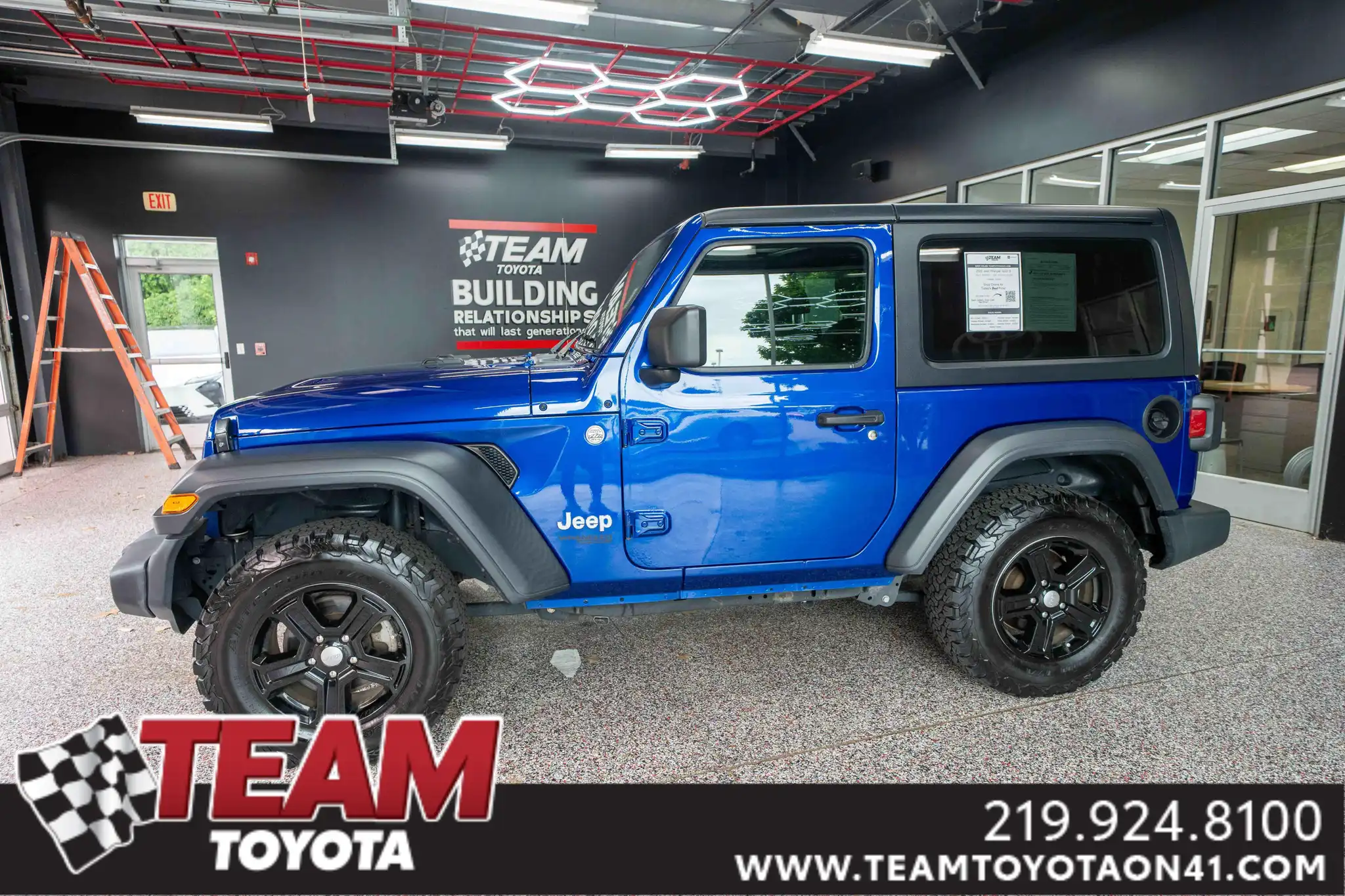 2020 Jeep Wrangler Sport S's photo