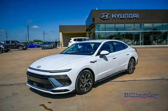 2024 Hyundai Sonata SEL's photo