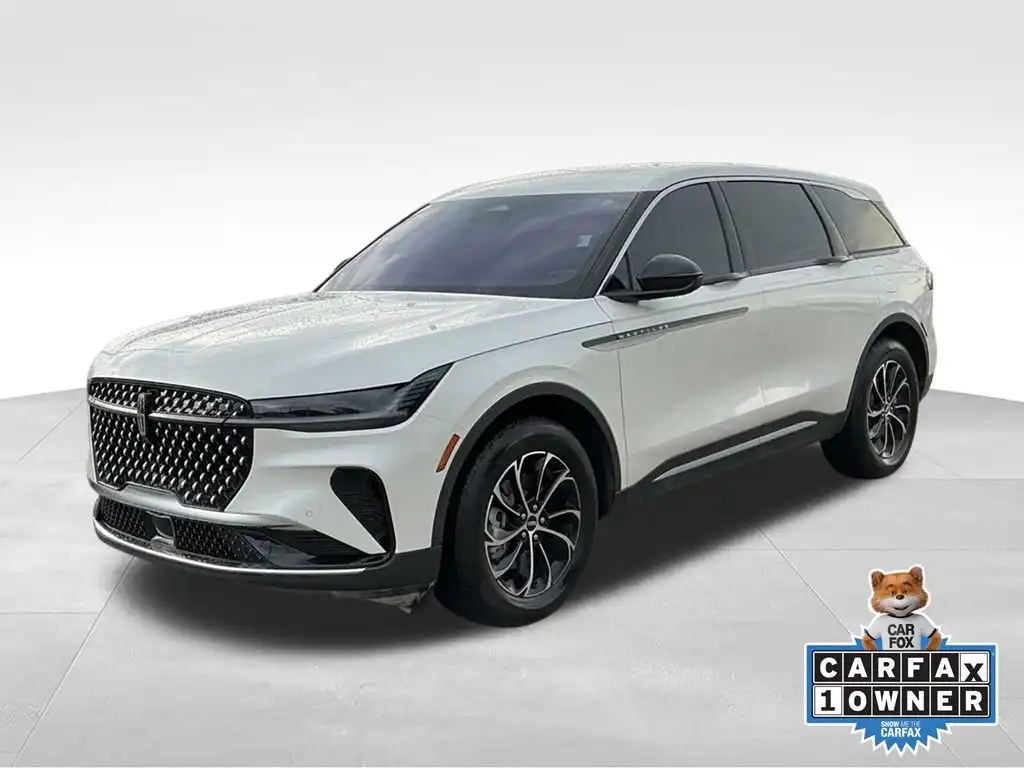 2026 Lincoln Nautilus Premiere AWD's photo