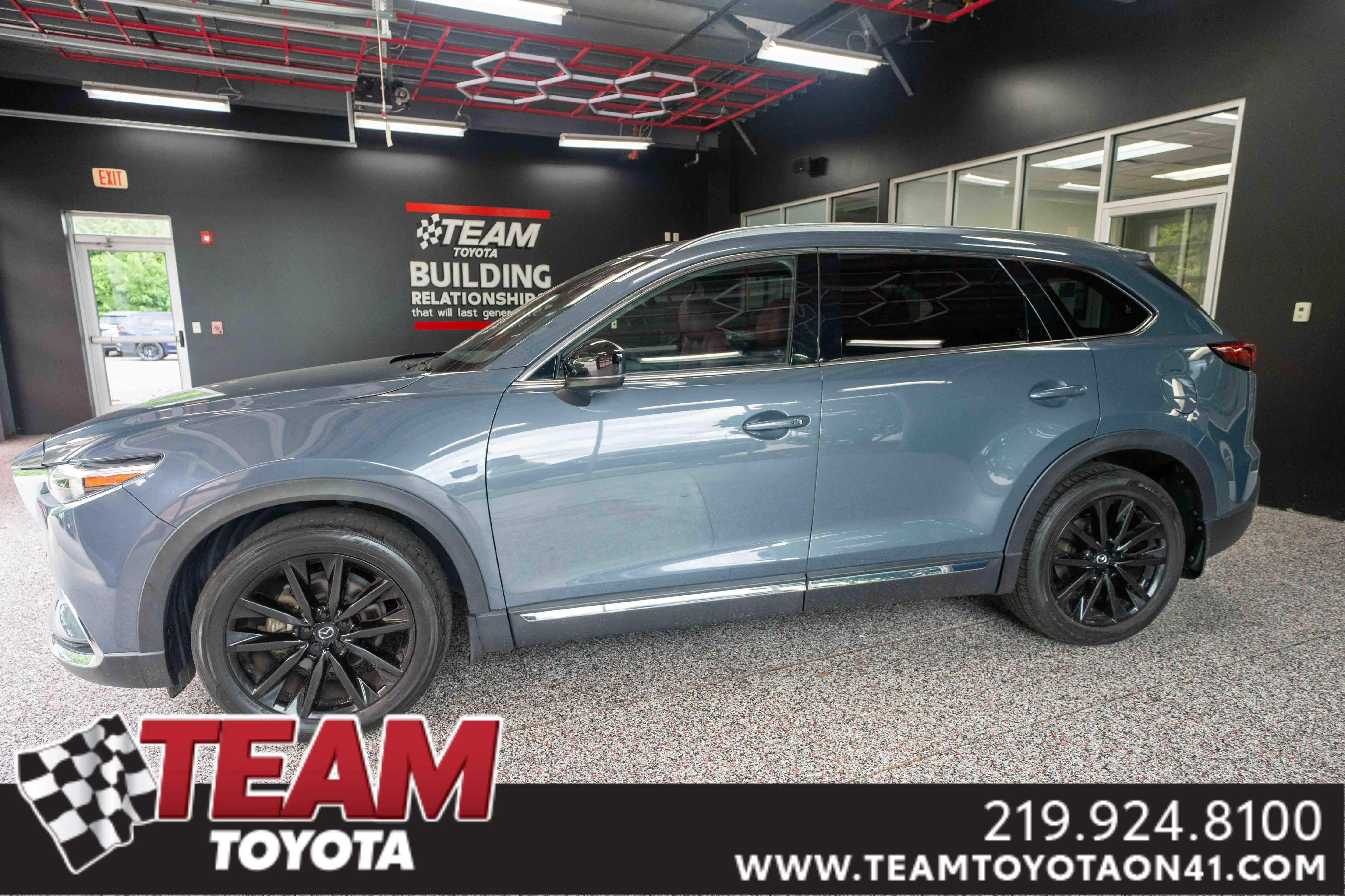 2023 Mazda CX-9 Carbon Edition AWD's photo