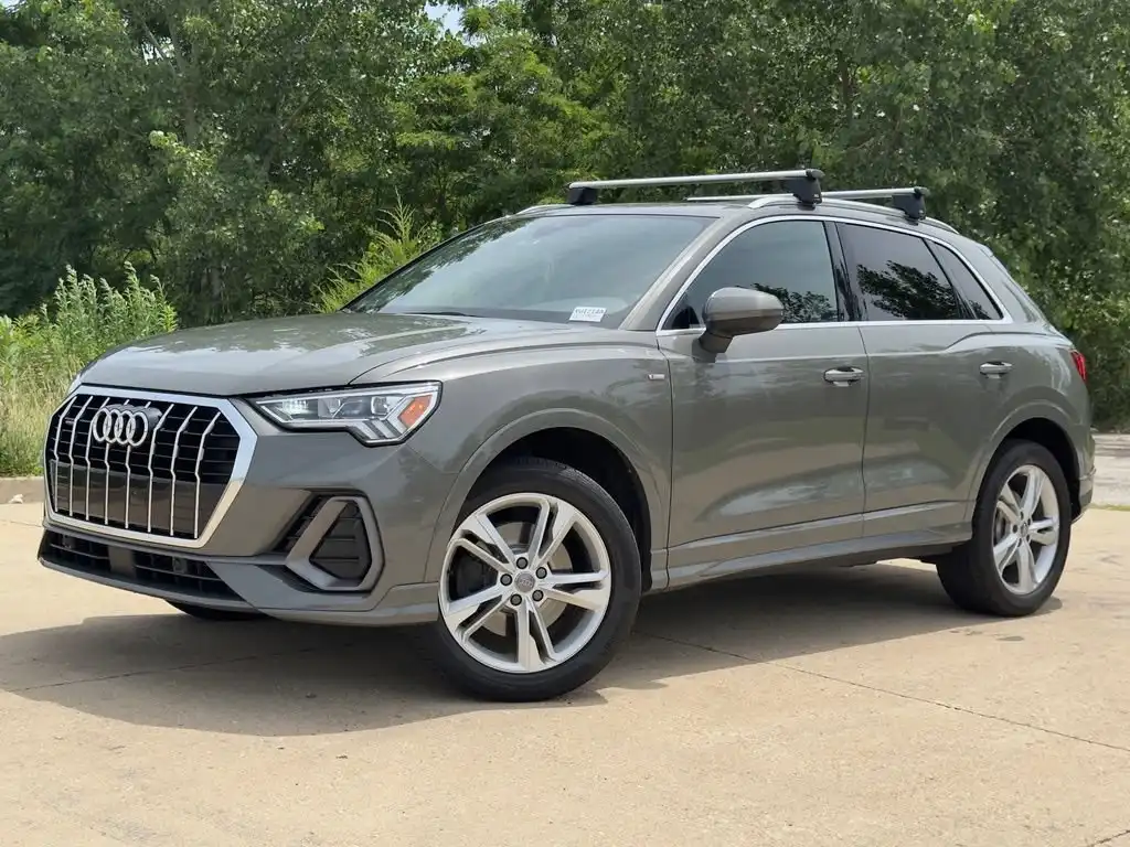 2020 Audi Q3 45 TFSI S Line Premium Plus quattro's photo