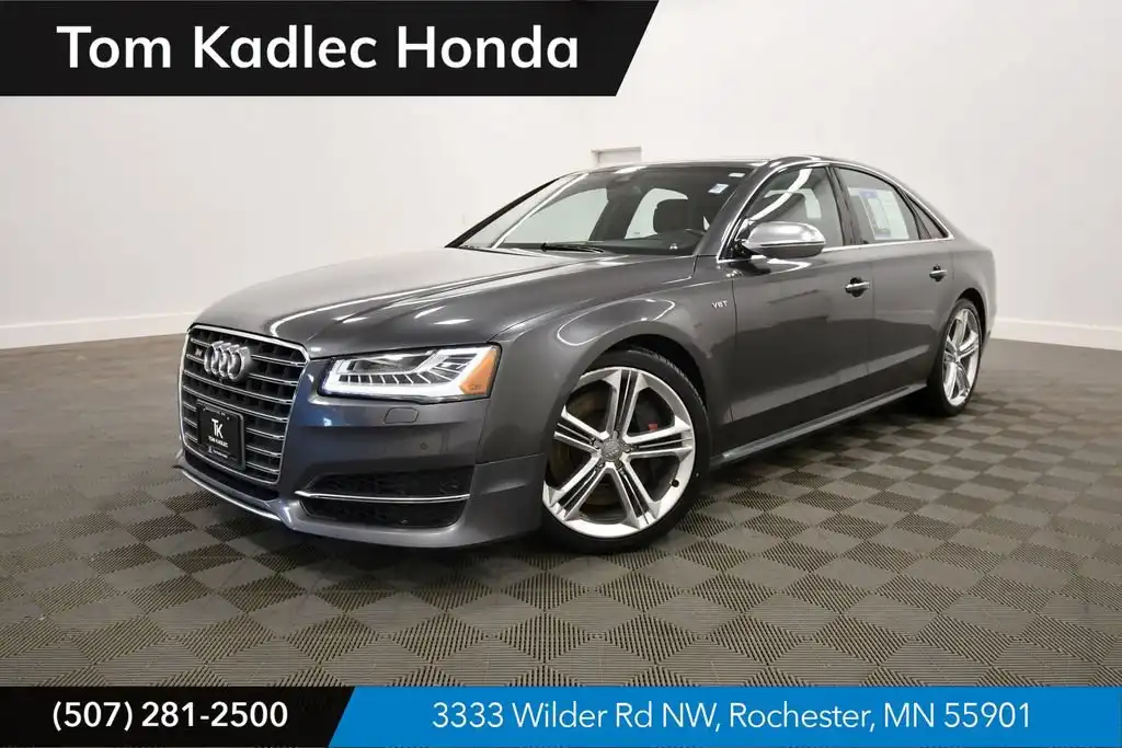 2015 Audi S8 4.0 TFSI quattro tiptronic's photo