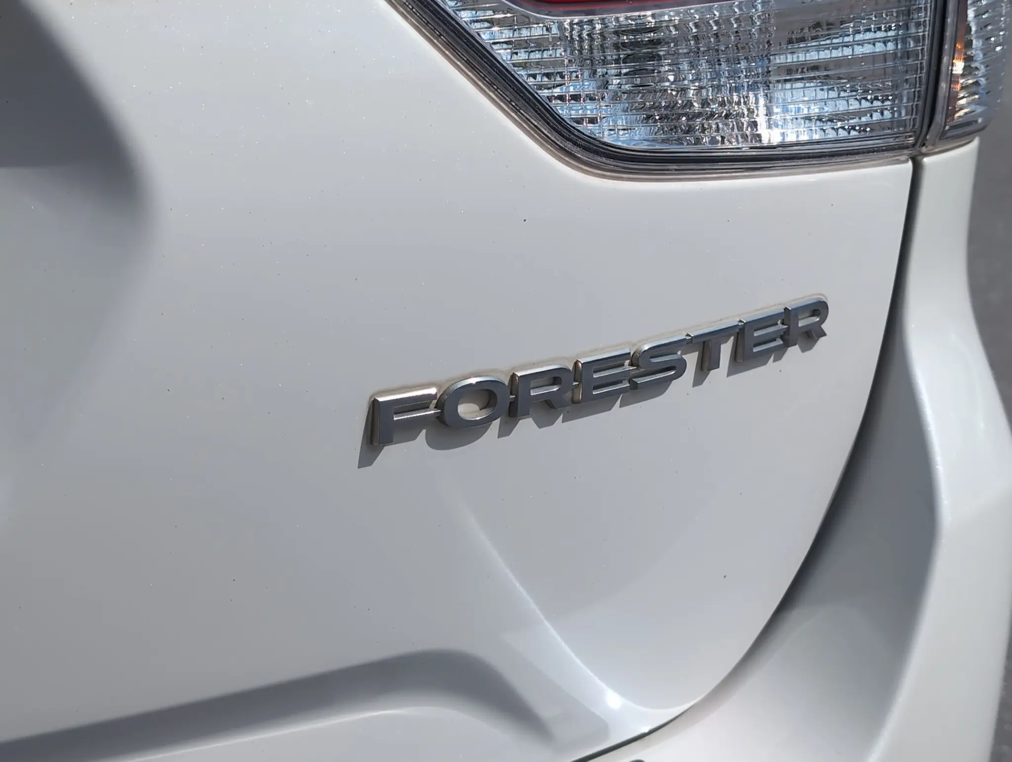 2021 Subaru Forester Premium photo 5