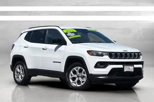 2025 Jeep Compass Latitude 4X4's photo