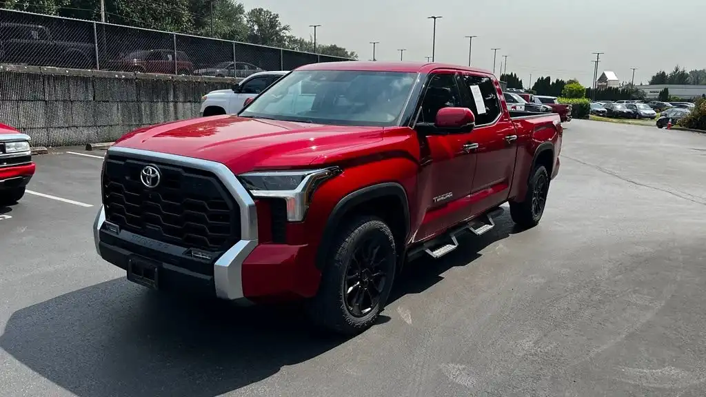 2023 Toyota Tundra Limited 3.4L 4WD CrewMax 6.5' Bed's photo