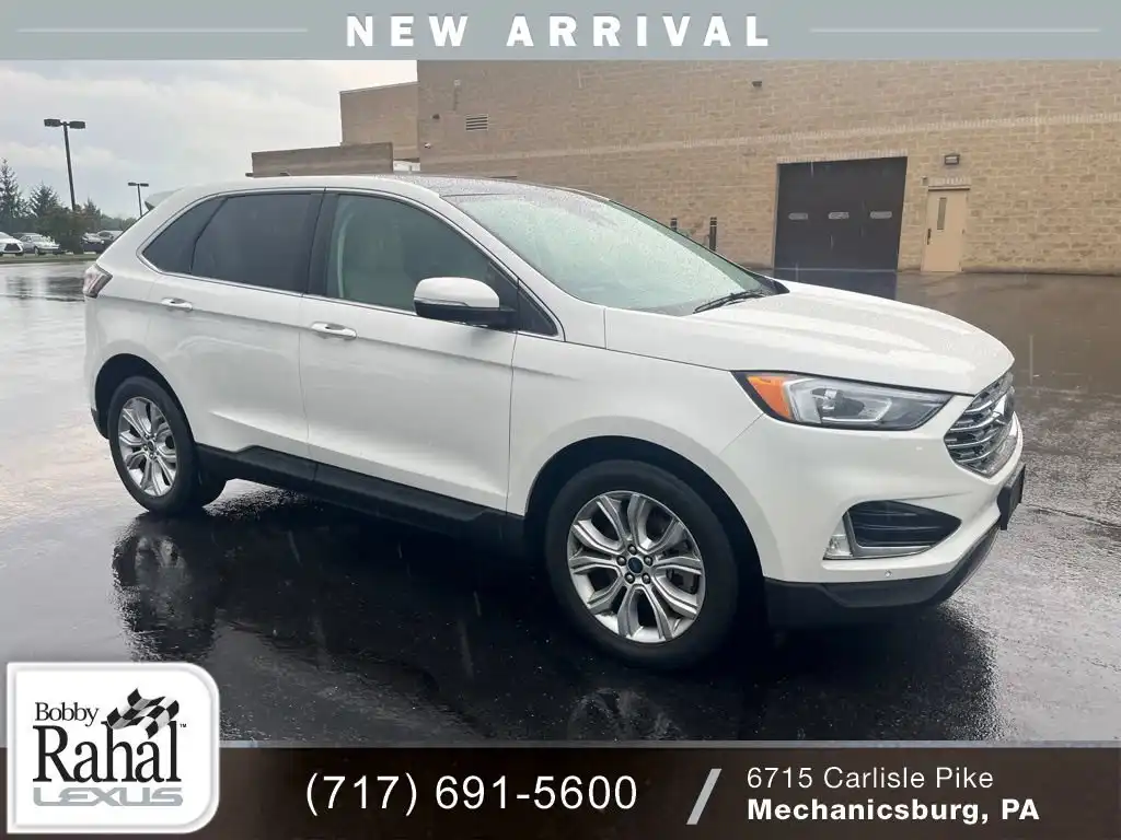 2022 Ford Edge Titanium AWD's photo