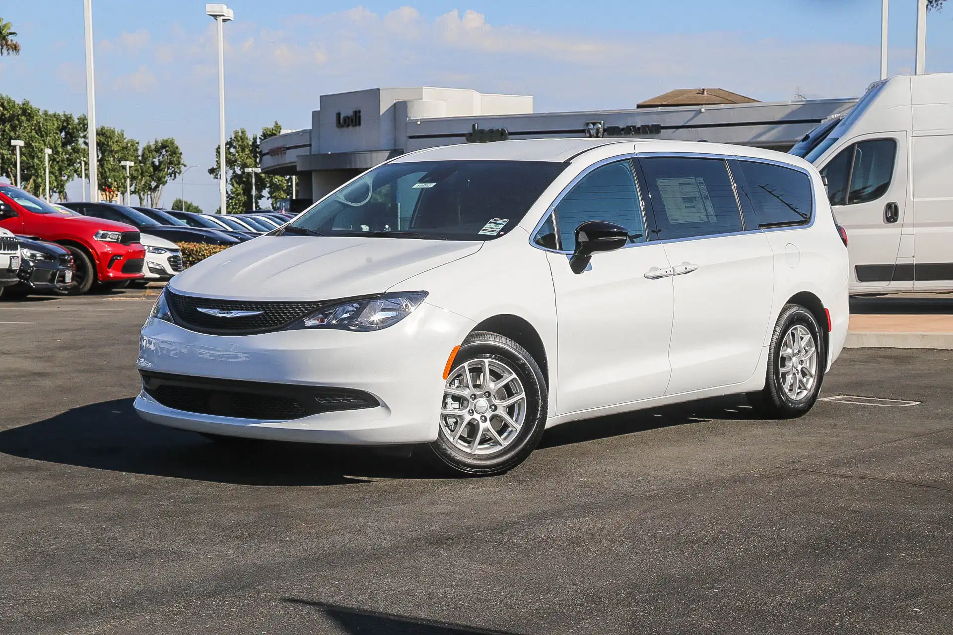 2027 Chrysler Voyager LX's photo